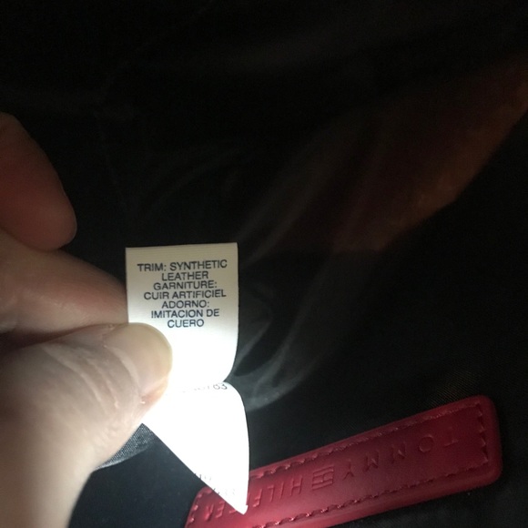 Tommy Hilfiger Beige Crossbody Purse, EUC, 10x11 - Picture 9 of 14